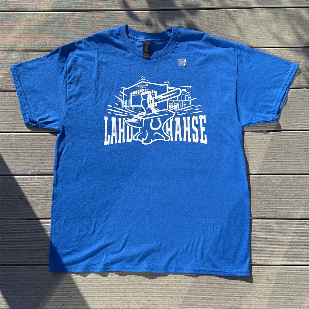 Indianapolis Colts Lucas Oil Stadium Tee Size XL